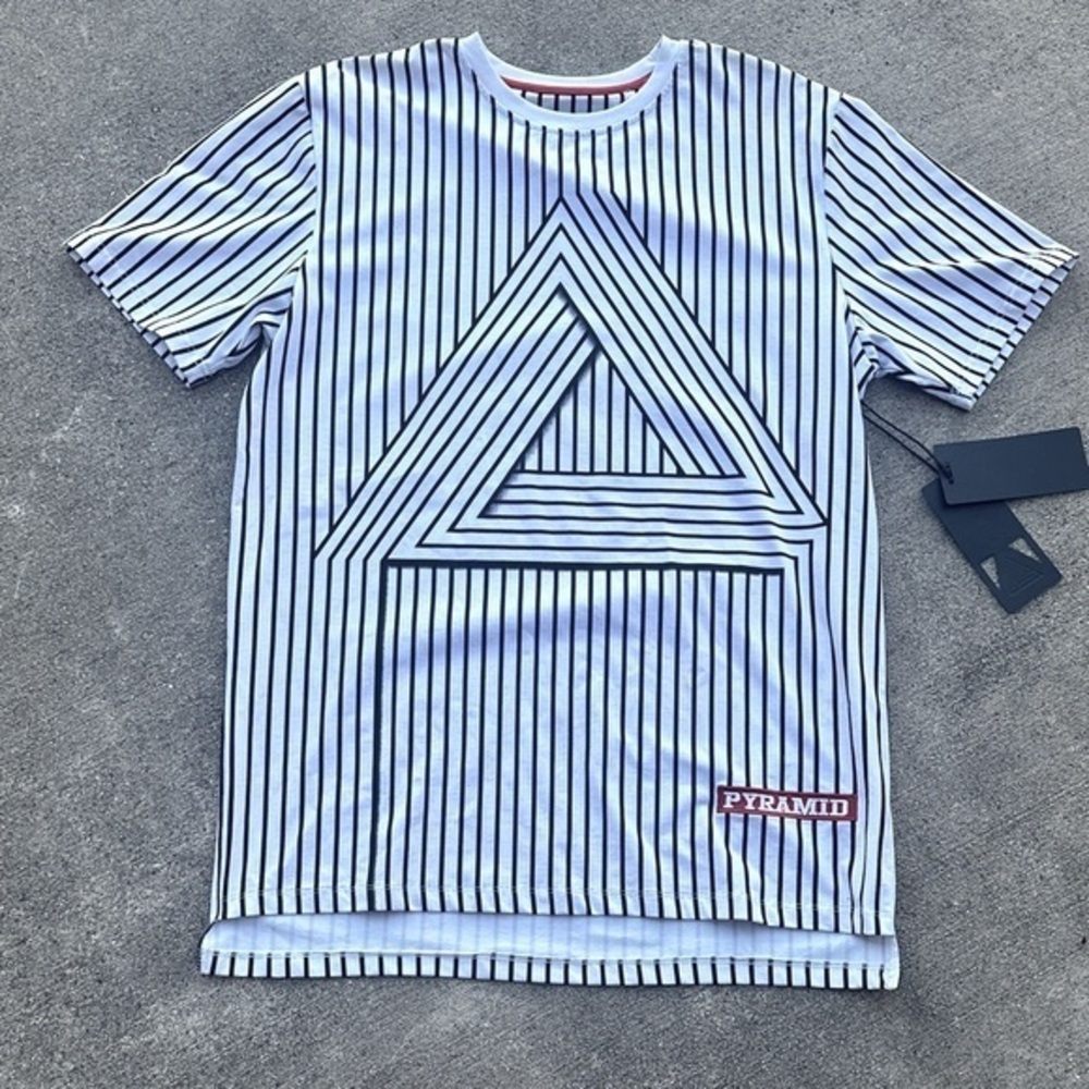Men's Black Pyramid T-Shirt PM3